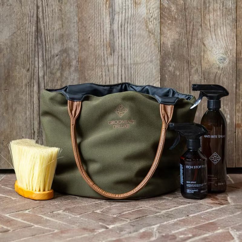 Grooming Deluxe Canvas Grooming bag